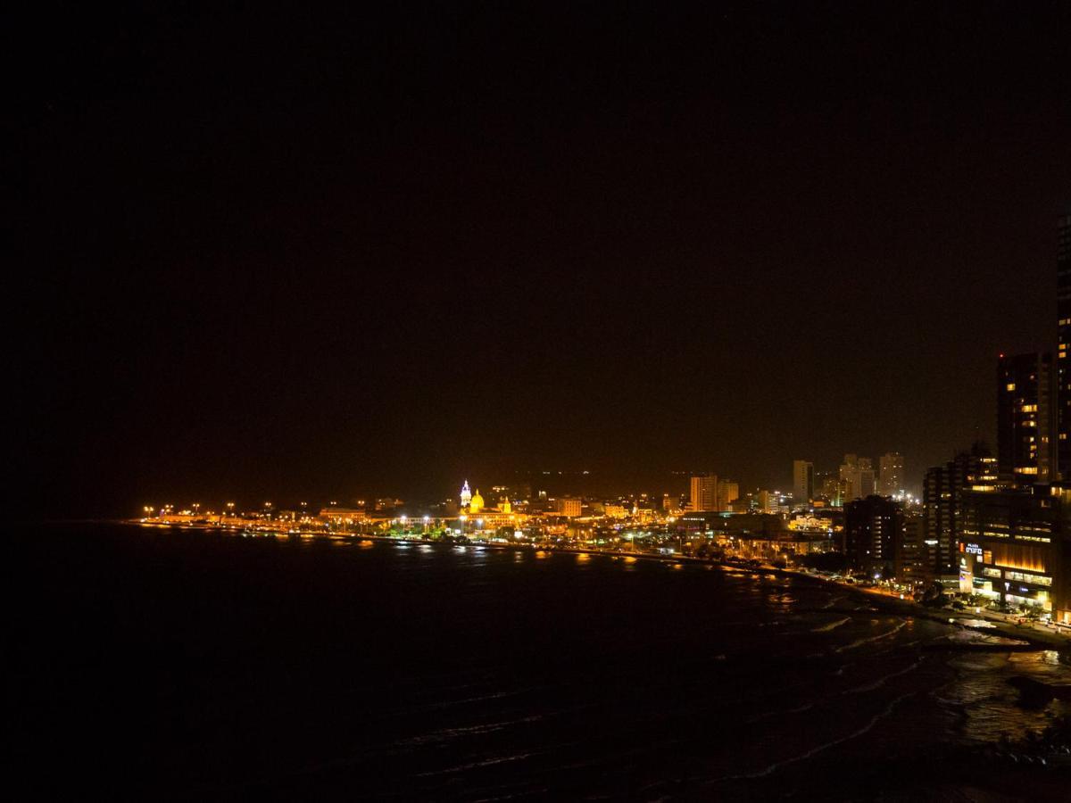 Hotel Capilla Del Mar Cartagène Extérieur photo Night view of Haifa